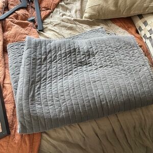 Target Room Essentials Gray Quilt